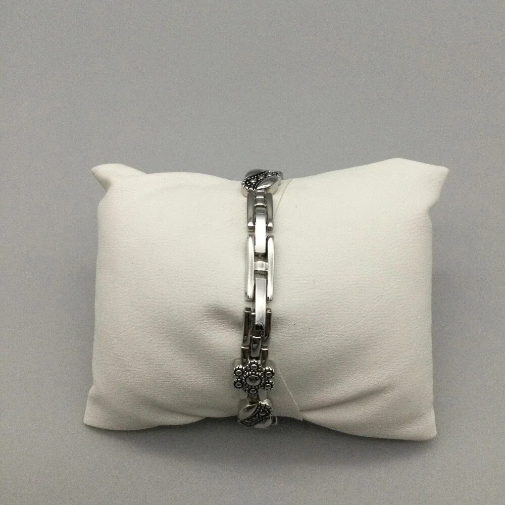 Womens Watch 19mm Silver Tone Oval White MOP Bracelet Gemmed New Battery 7.75